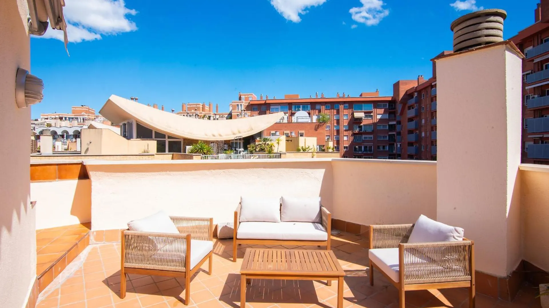 Casa Jasmine Family Villa Near The Beach Barcelona