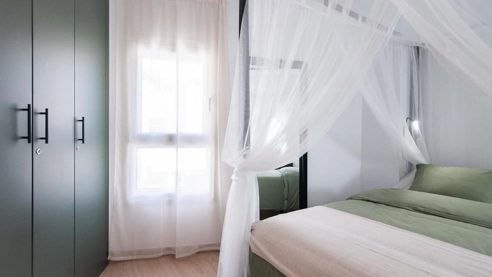 Casa Jasmine Family Villa Near The Beach Barcelona Spain