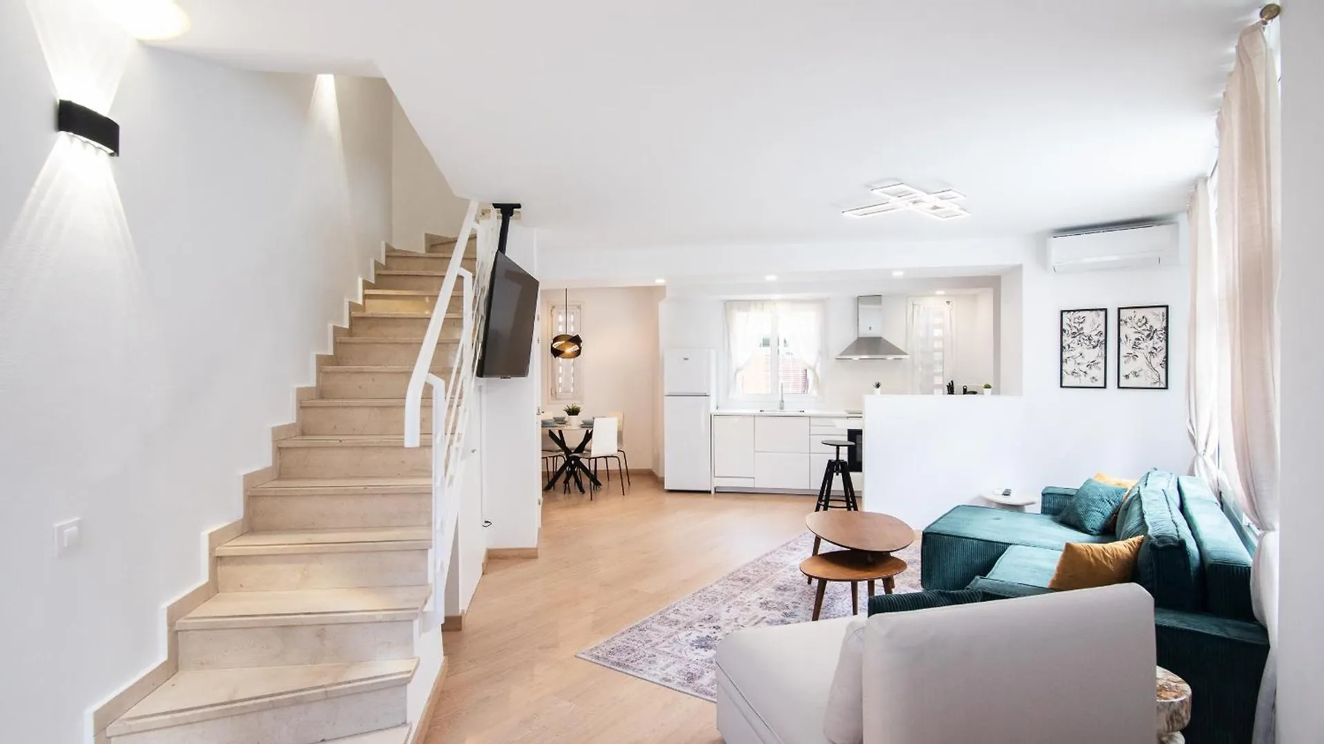 Casa Jasmine Family Villa Near The Beach Barcelona Spain